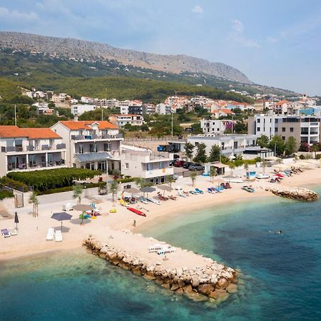 Seaside Luxury Suites Подстрана Екстериор снимка