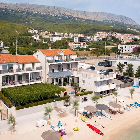 Seaside Luxury Suites Подстрана Екстериор снимка